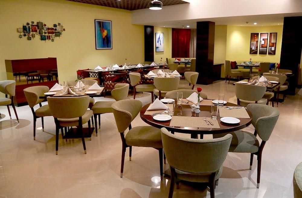 Welcomhotel By Itc Hotels, Rama International, Aurangabad Bagian luar foto