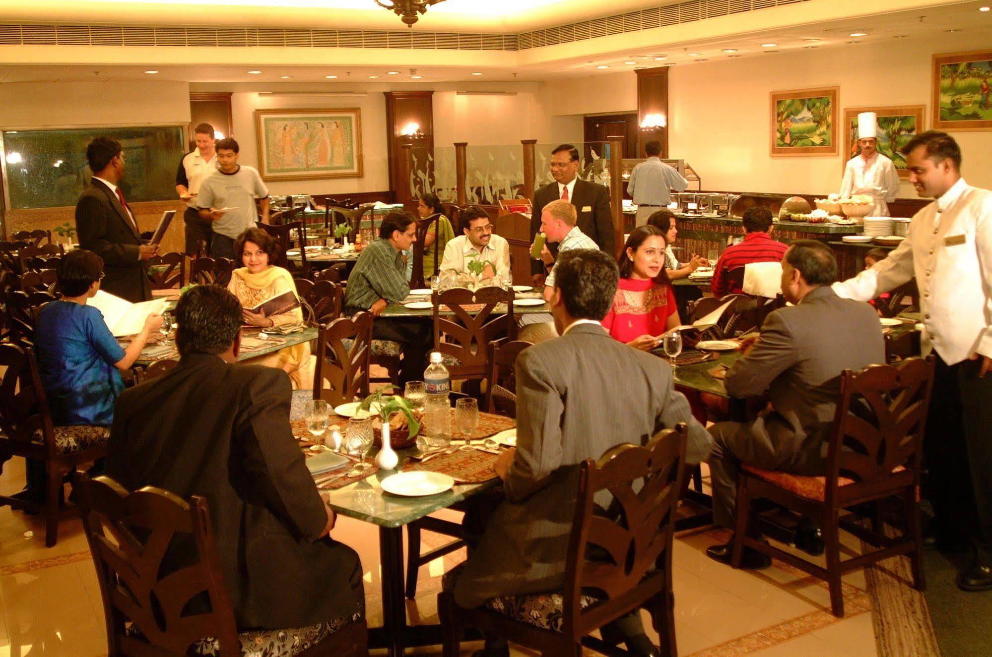 Welcomhotel By Itc Hotels, Rama International, Aurangabad Bagian luar foto